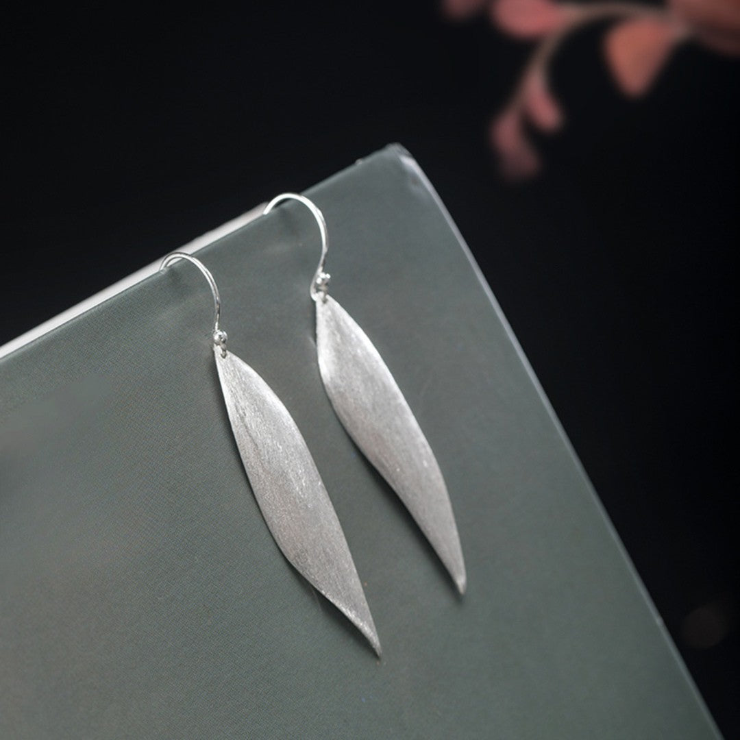 Abstract-Leaf-Earrings-By-Yonandole_2