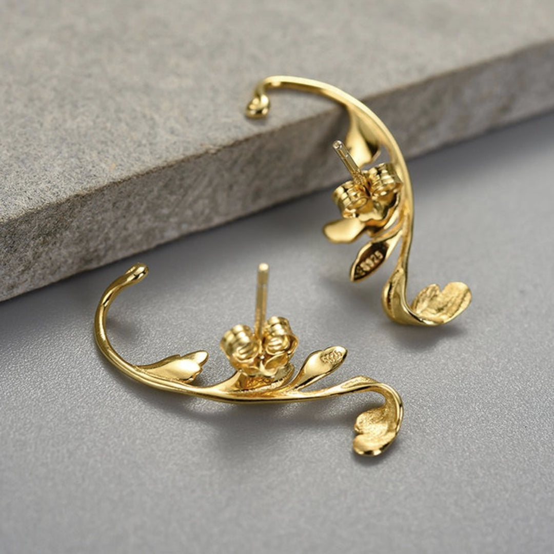 Acanthus-Leaf-Earrings-By-Yonandole_2