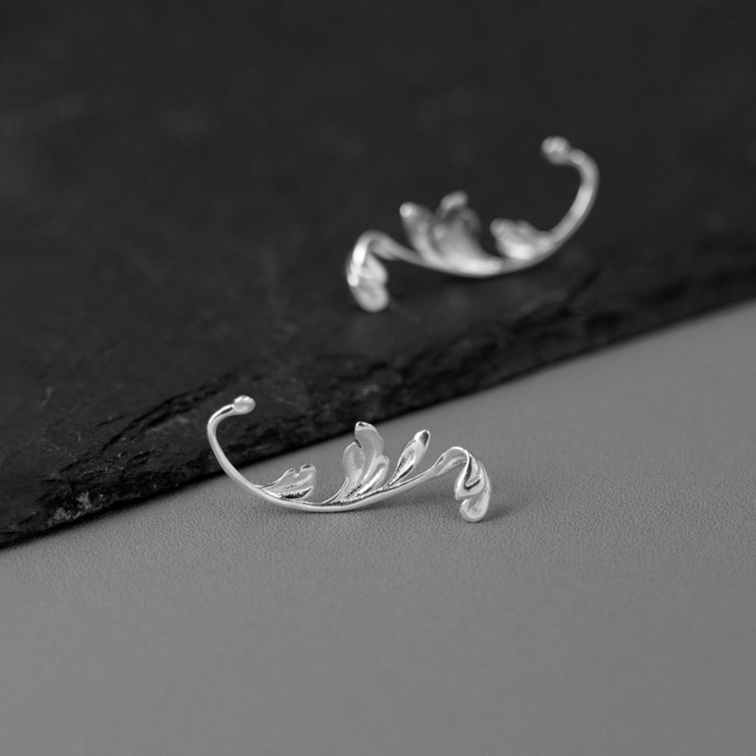 Acanthus-Leaf-Earrings-By-Yonandole_6