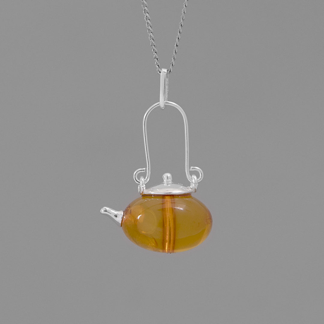 Amber-Teapot-Pendant-By-Yonandole_5