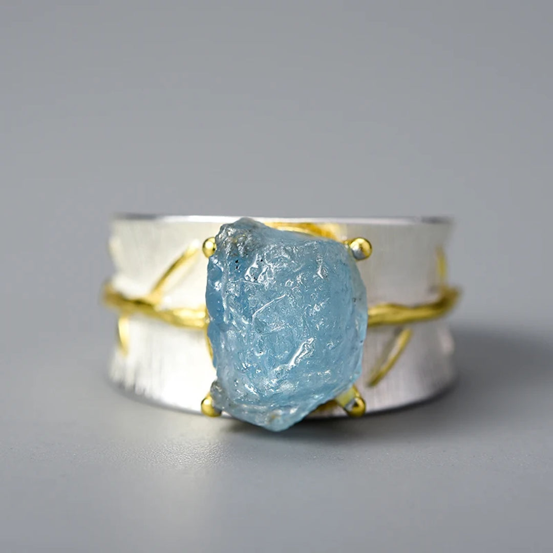 Aquamarine-Ring-By-Yonandole_3