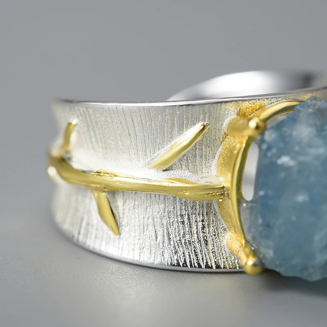 Aquamarine-Ring-By-Yonandole_5