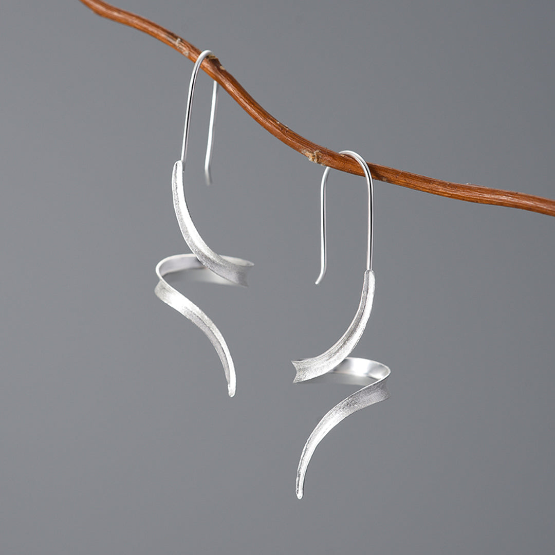 Asymmetrical-Earrings-With-Slim-Ribbon-By-Yonandole_1