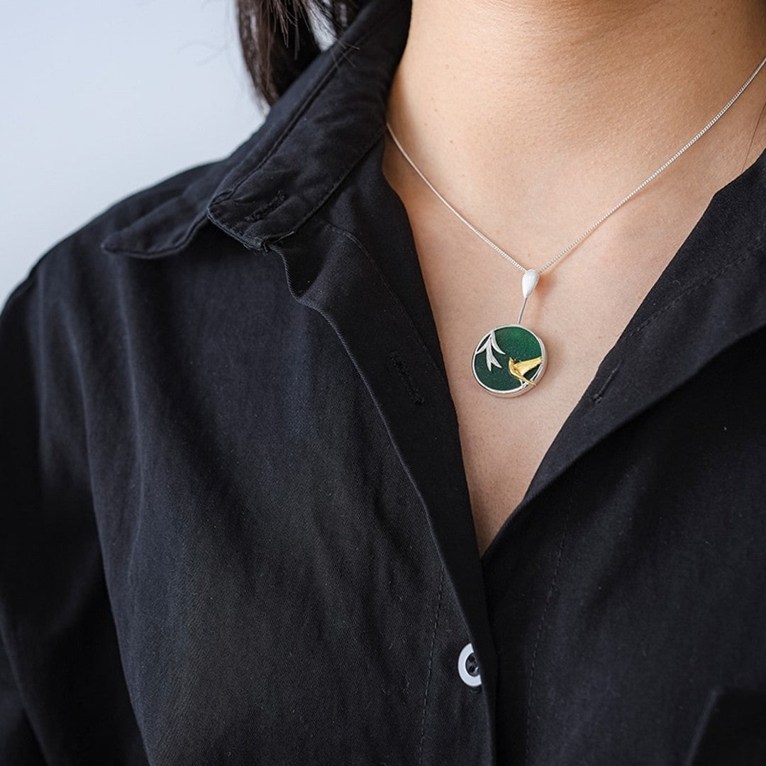 Aventurine-Pendant-With-Swallow-And-Willow-By-Yonandole_5