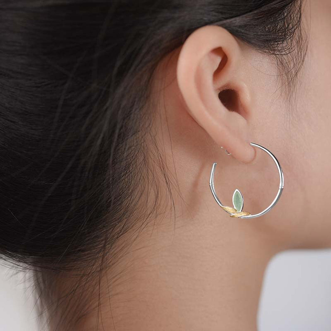 Bamboo-Earrings-With-Aventurine-Leaf-By-Yonandole_1