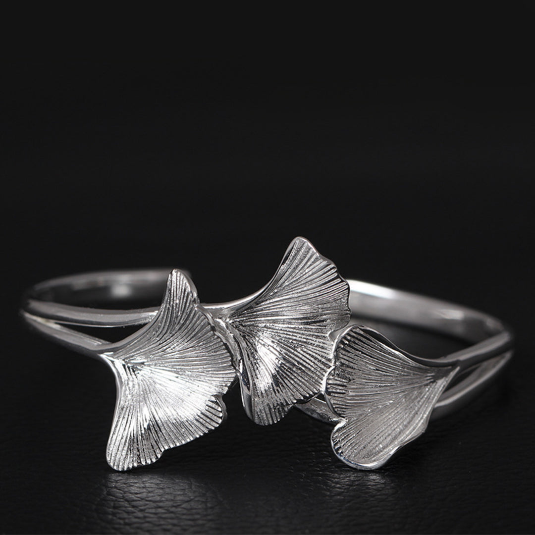 Bangle-With-Three-Ginkgo-Leaves-By-Yonandole_1