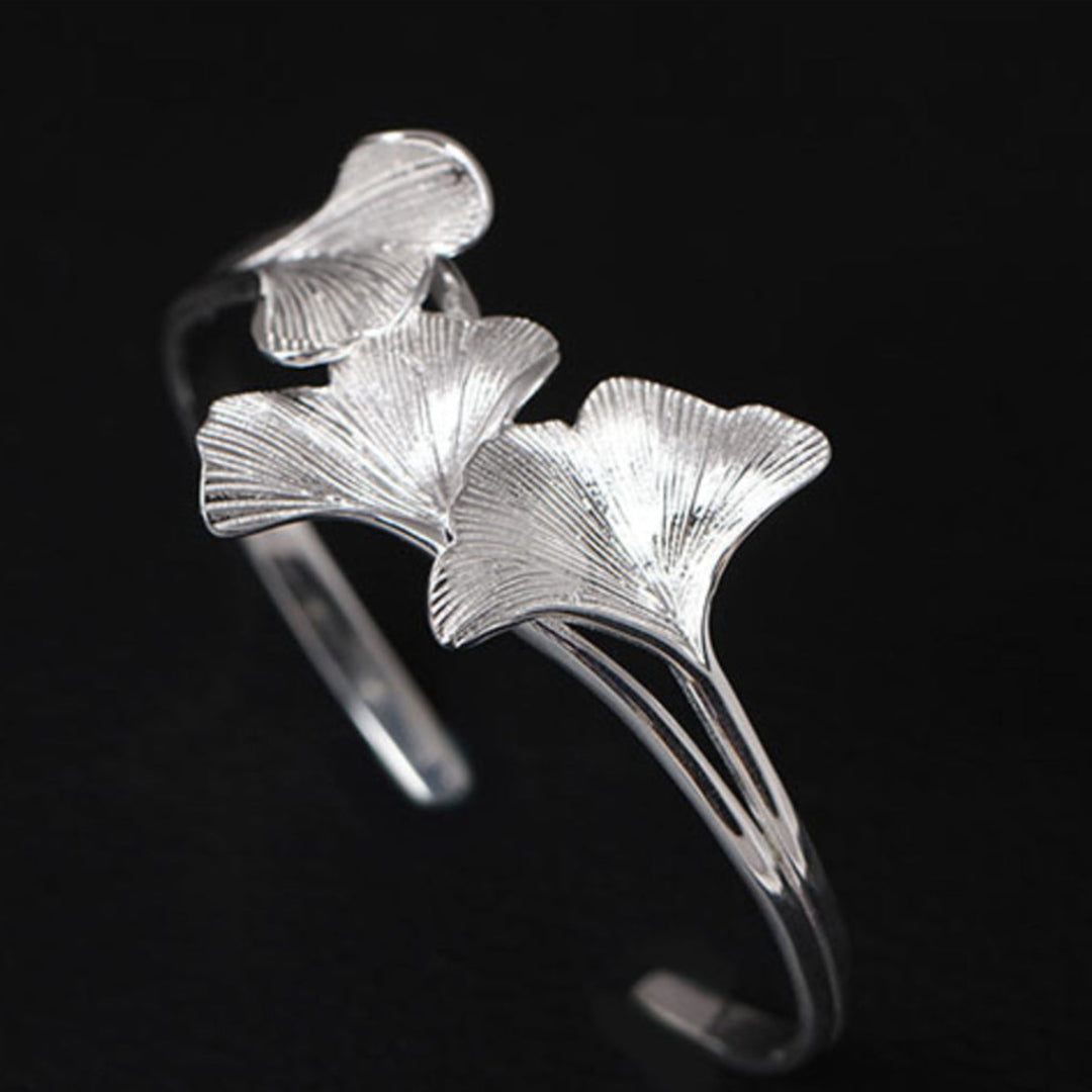 Bangle-With-Three-Ginkgo-Leaves-By-Yonandole_9