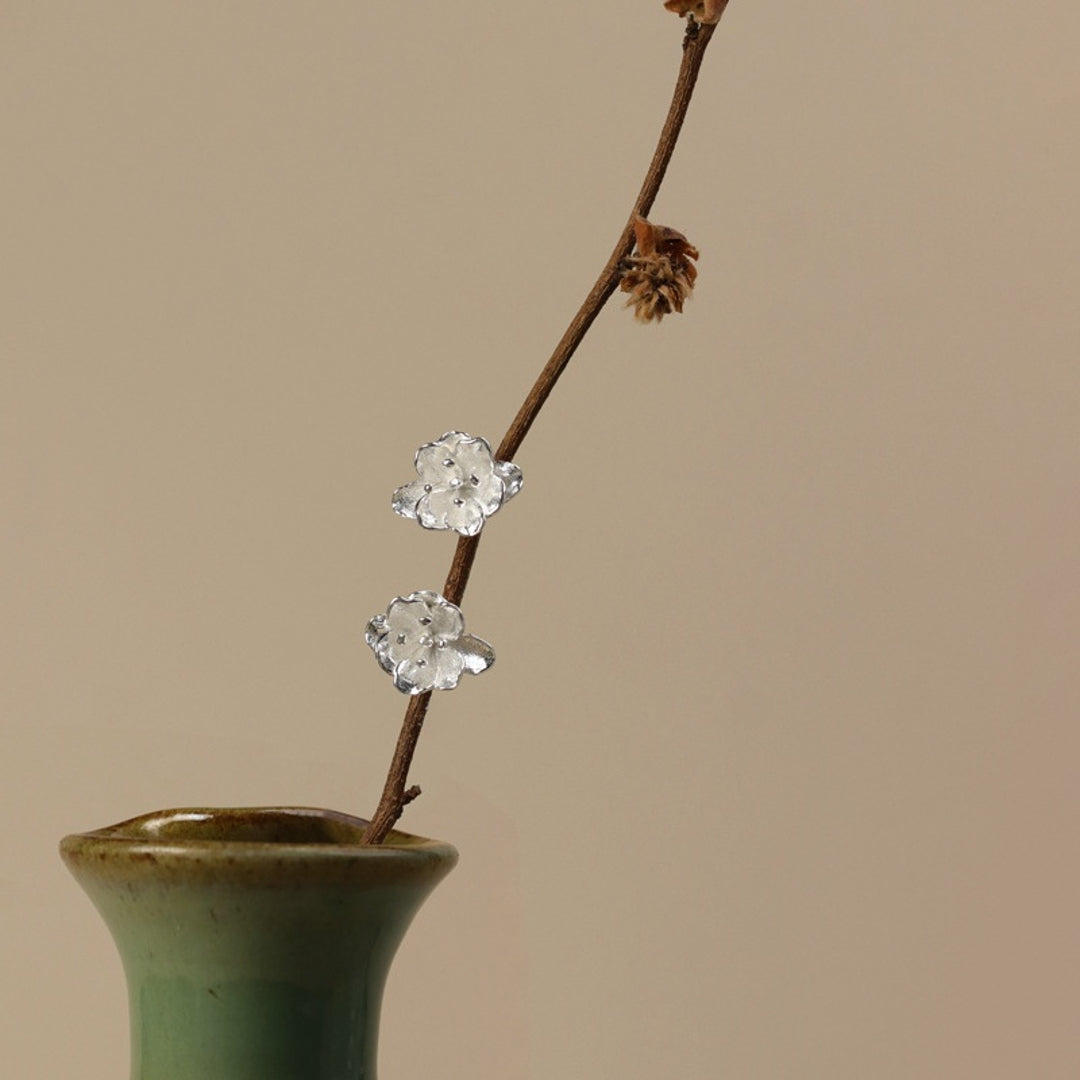 Begonia-Earrings-By-Yonandole_5