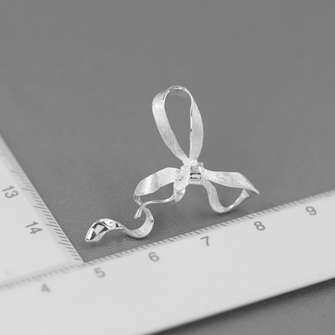 Bow-Earrings-By-Yonandole_10