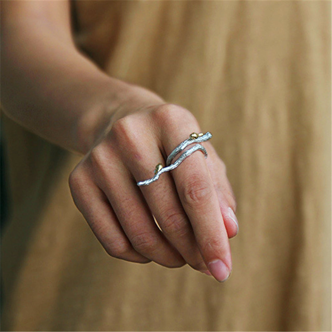 Branch-Ring-With-Tiny-Birds-By-Yonandole_7