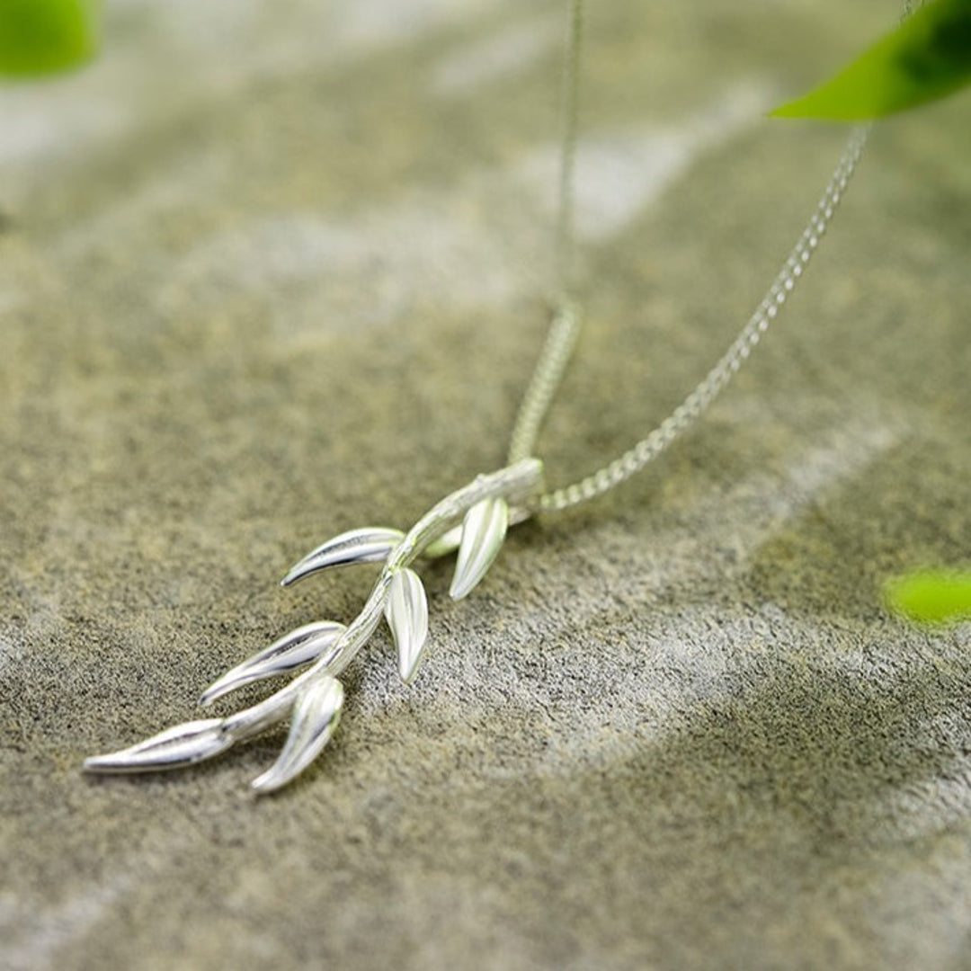 Branch-With-Leaves-Pendant-By-Yonandole_9