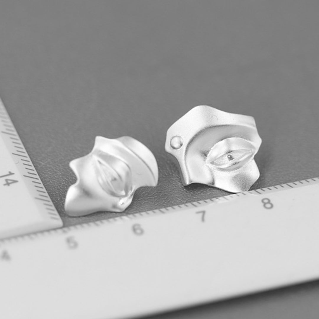 Buddha-Statue-Fragments-Earrings-By-Yonandole_9