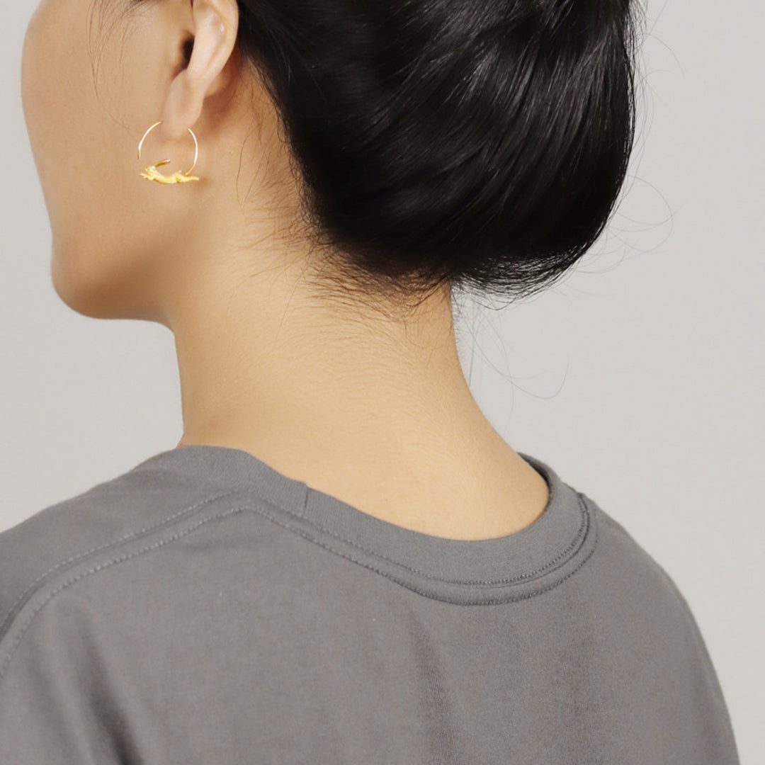 Bunny-Earrings-By-Yonandole_3