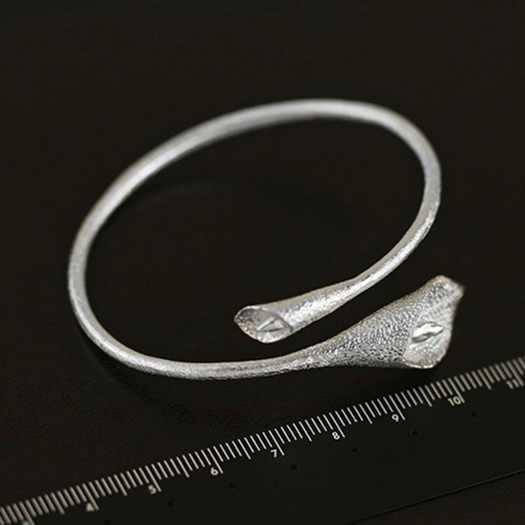Calla-Bangle-By-Yonandole_3