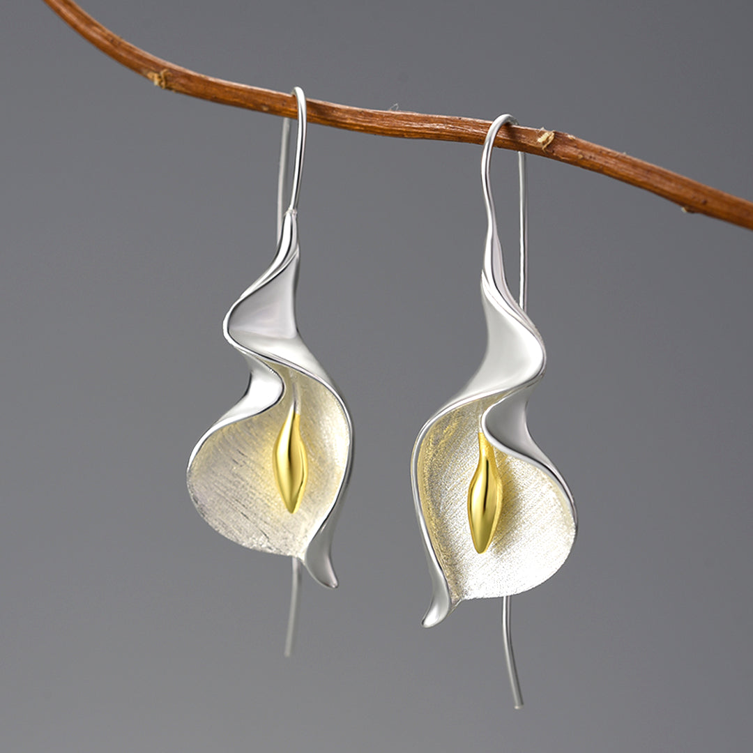 Calla-Lily-Earrings-By-Yonandole_3
