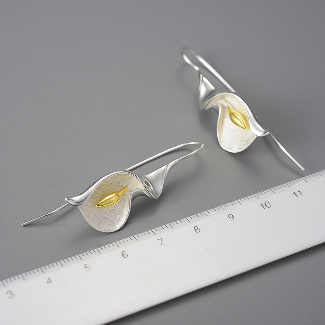 Calla-Lily-Earrings-By-Yonandole_7