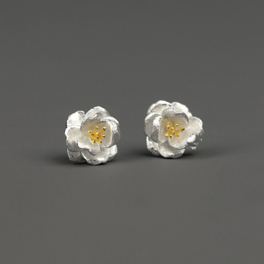 Camellia-Earrings-By-Yonandole_3