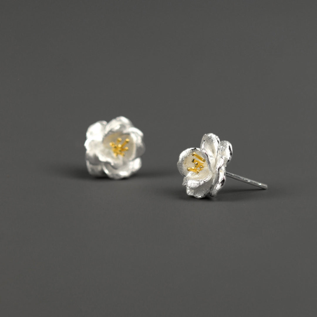 Camellia-Earrings-By-Yonandole_6