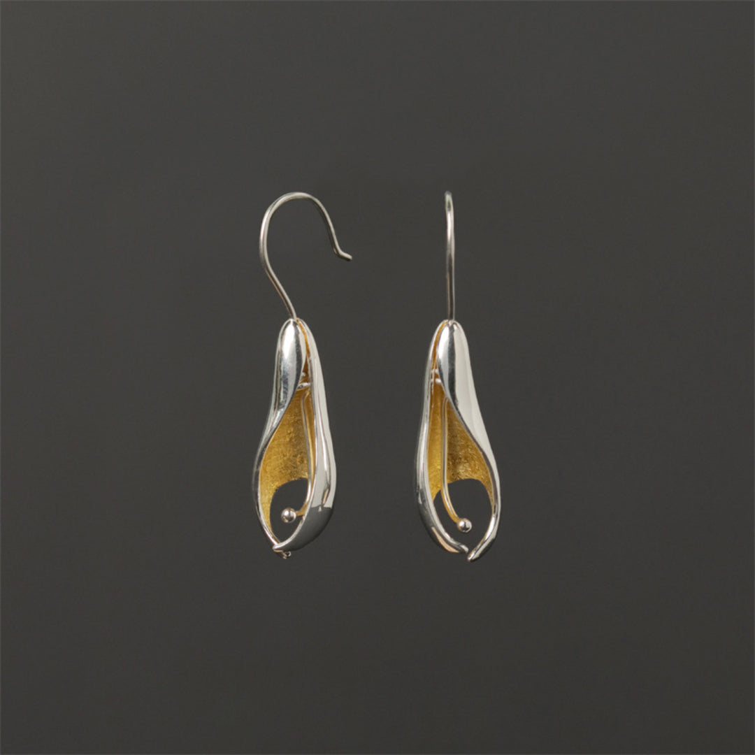 Capsule-Earrings-By-Yonandole_5