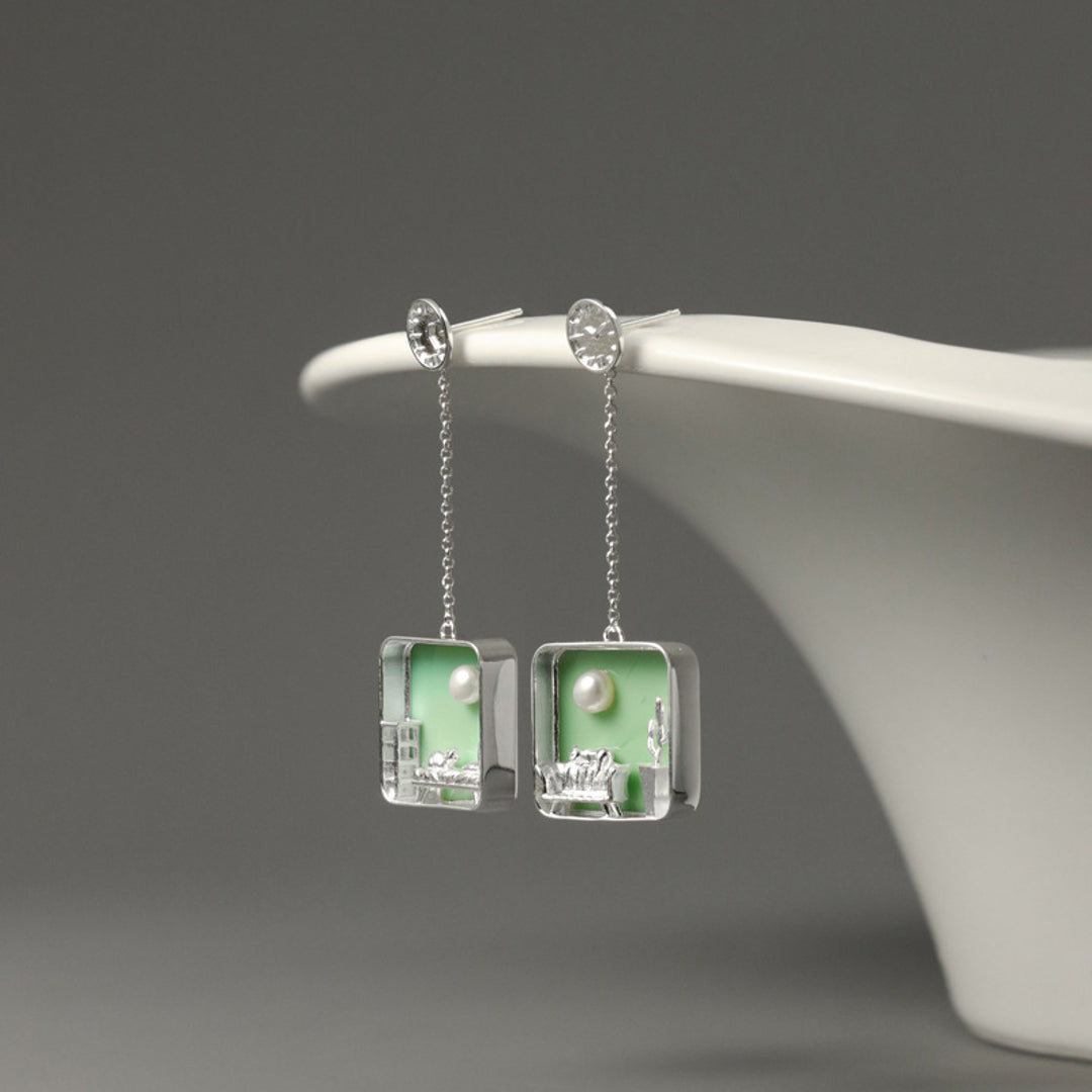 Cat-At-Home-Earrings-By-Yonandole_2b