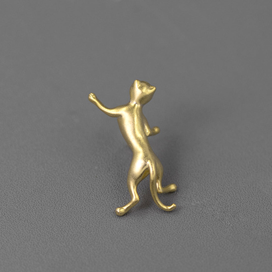Cat-Brooch-By-Yonandole_5