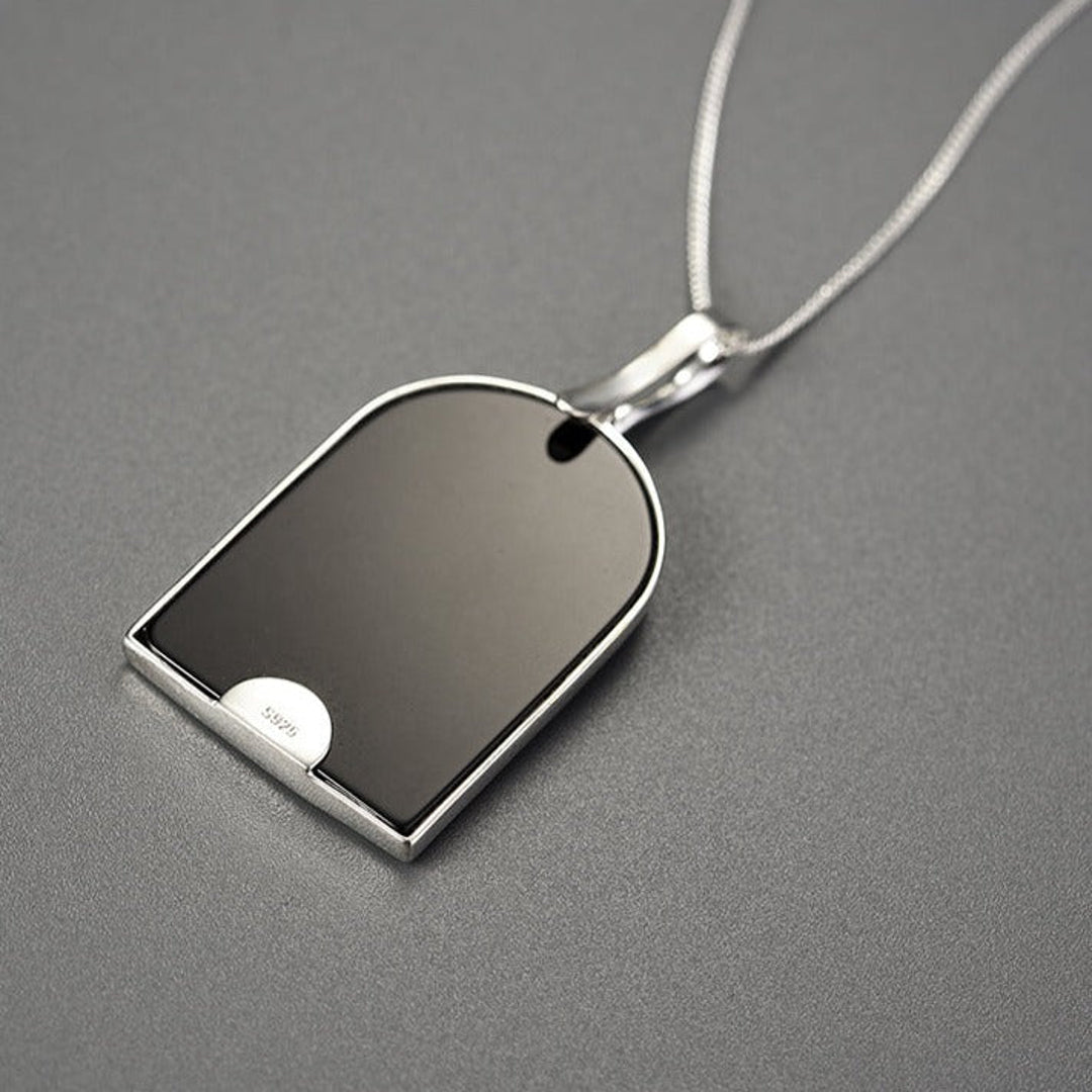 Cat-Pendant-By-Yonandole_8a