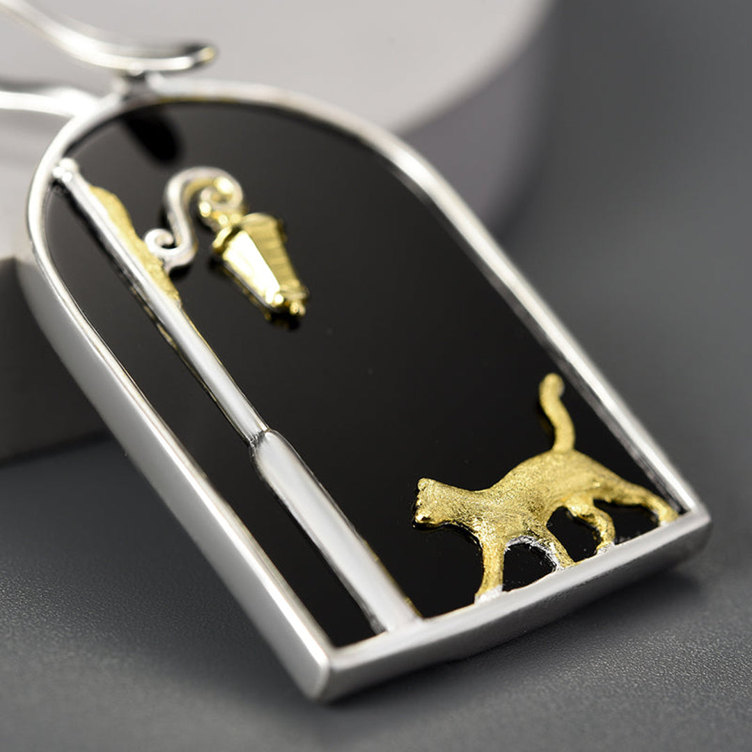 Cat-Pendant-By-Yonandole_9a