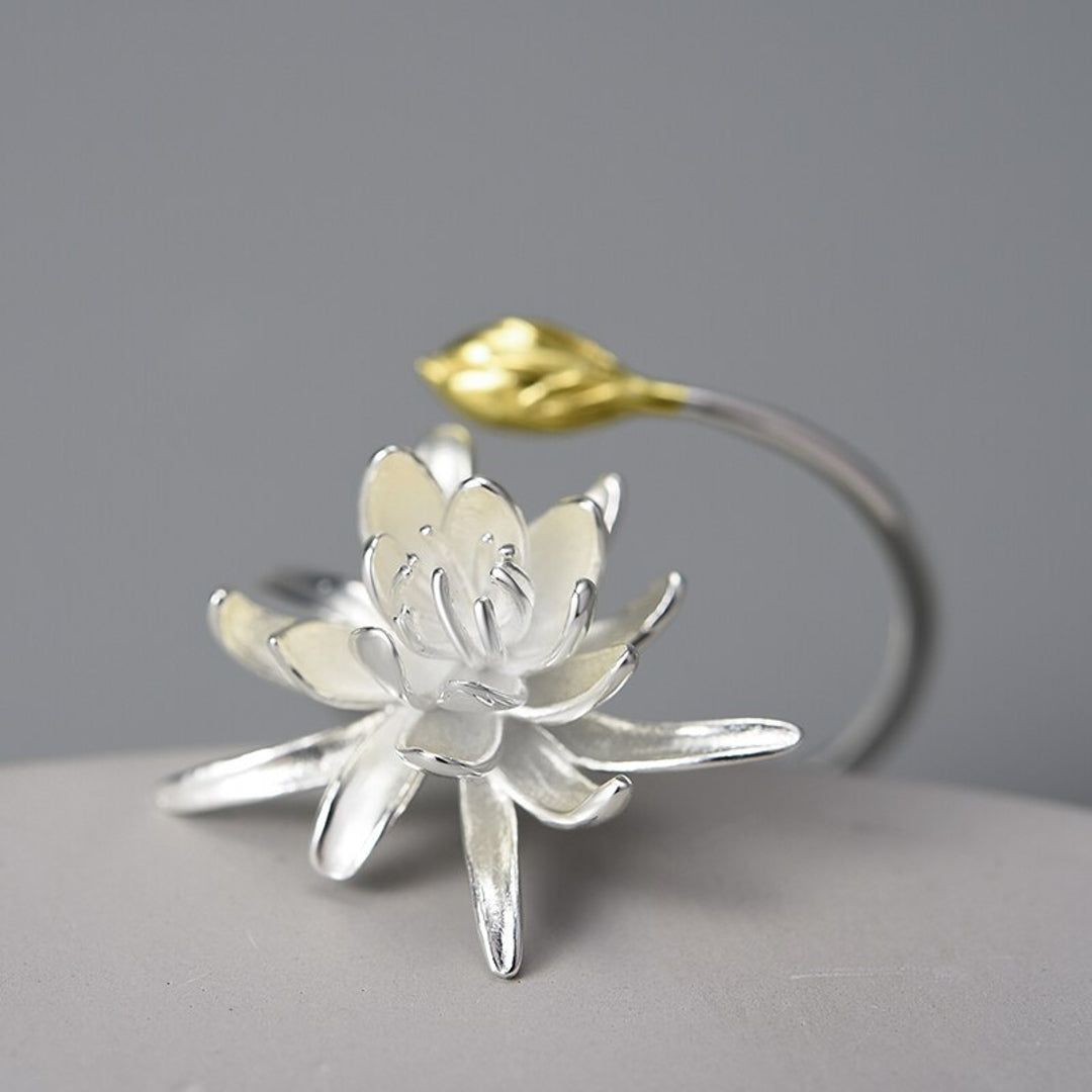 Cereus-Flower-Ring-By-Yonandole_1