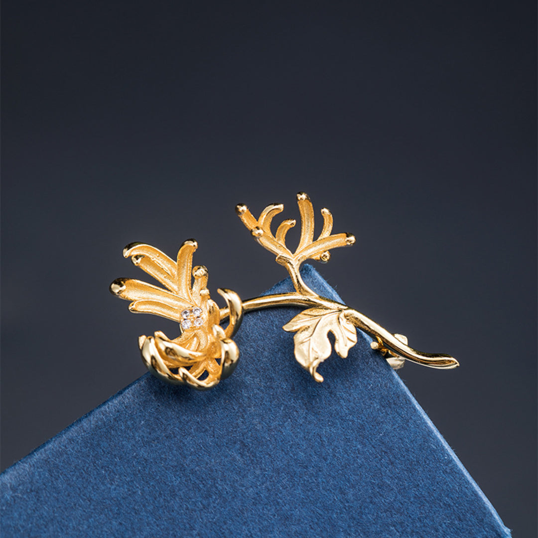 Chrysanthemum-Brooch-By-Yonandole_2