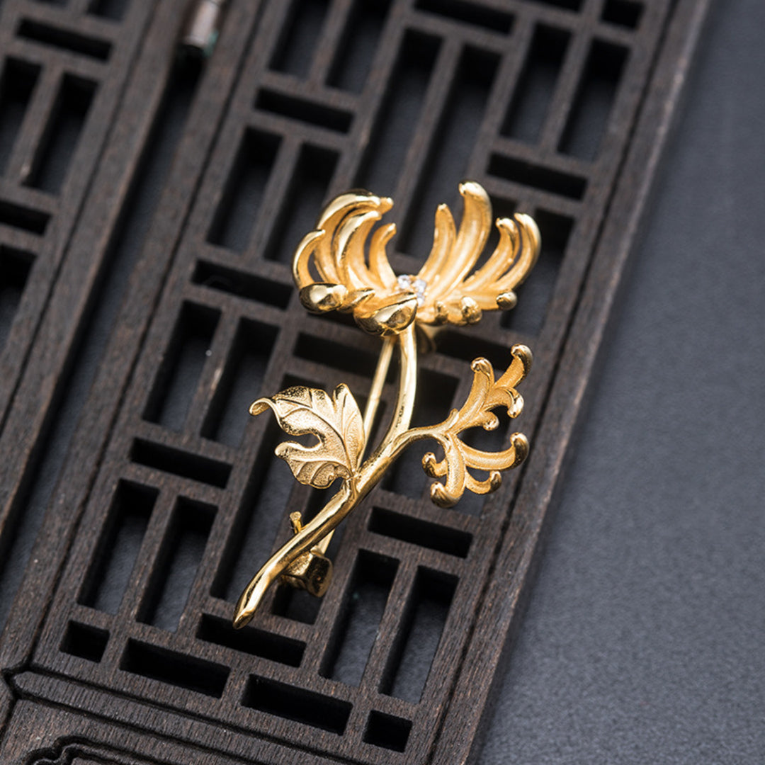 Chrysanthemum-Brooch-By-Yonandole_3