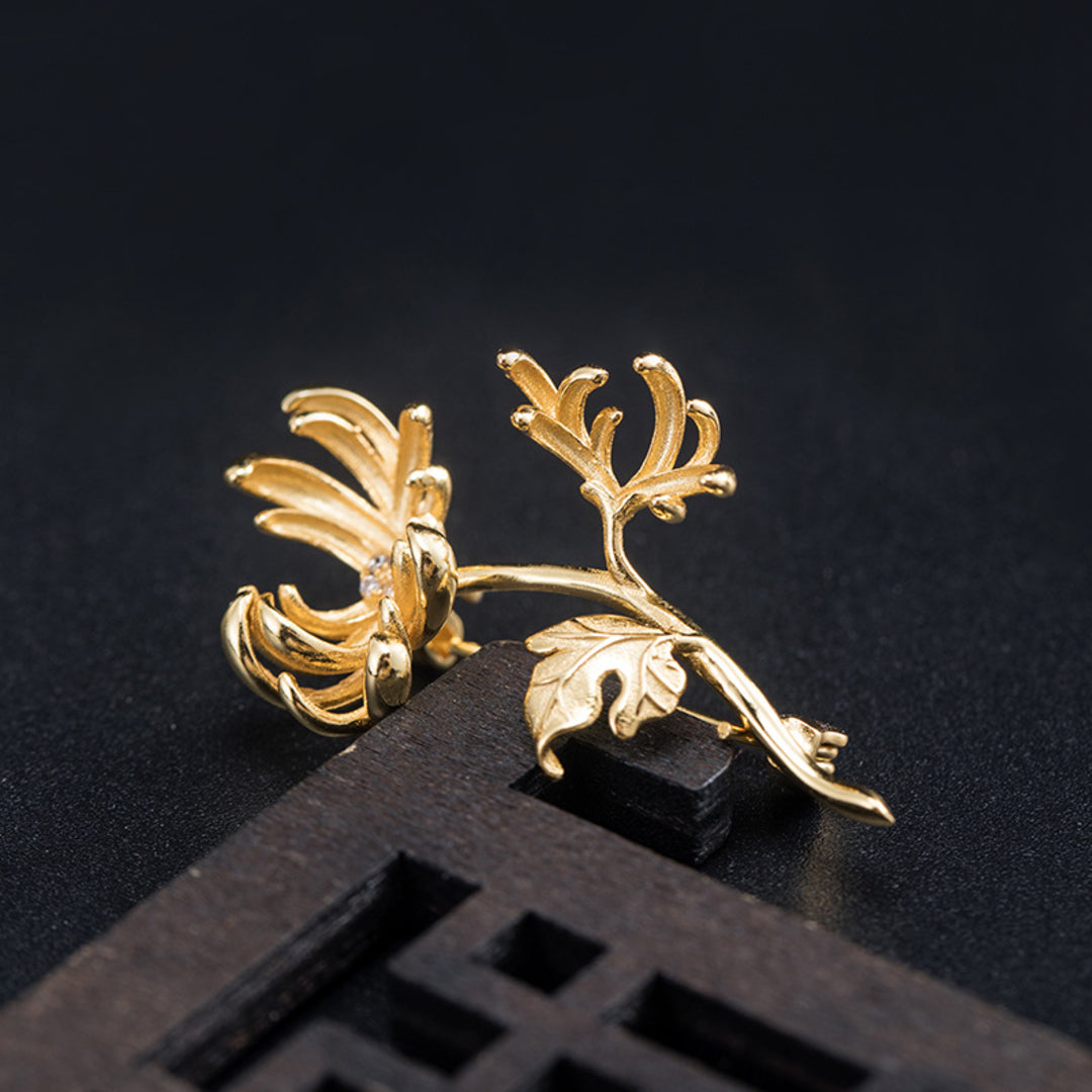 Chrysanthemum-Brooch-By-Yonandole_4