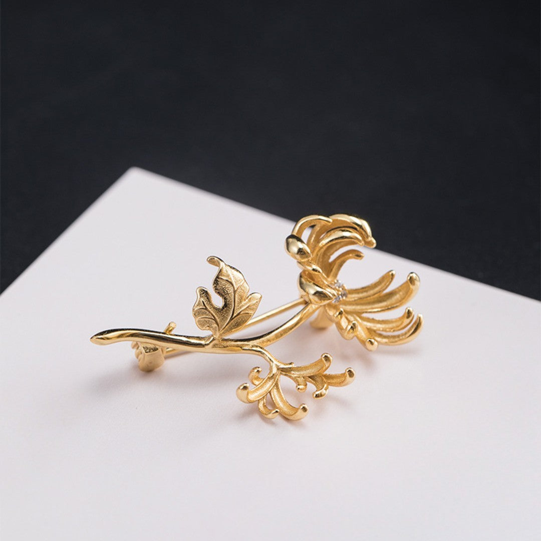 Chrysanthemum-Brooch-By-Yonandole_6