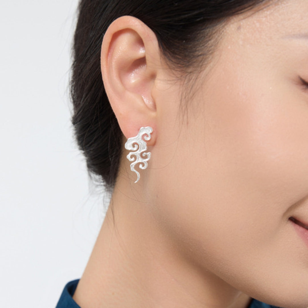 Cloud-Earrings-By-Yonandole_6