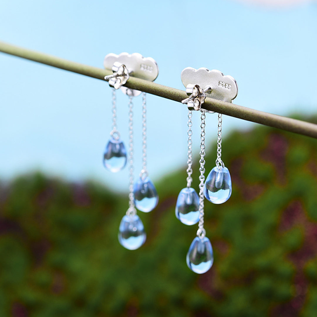 Cloud-Earrings-With-Crystal-Drops-By-Yonandole_9