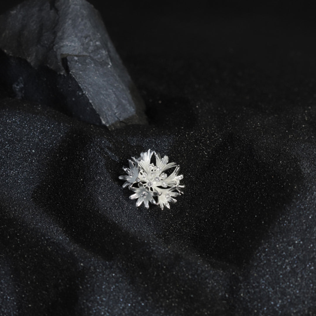 Cornflower-Brooch-With-Zirconia-By-Yonandole_10