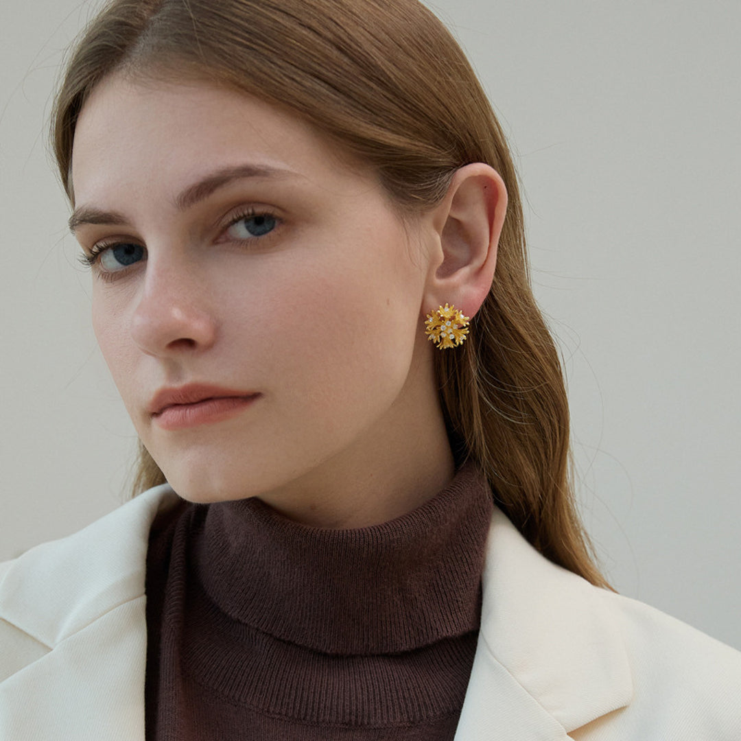 Cornflower-Earrings-With-Zirconia-By-Yonandole_19