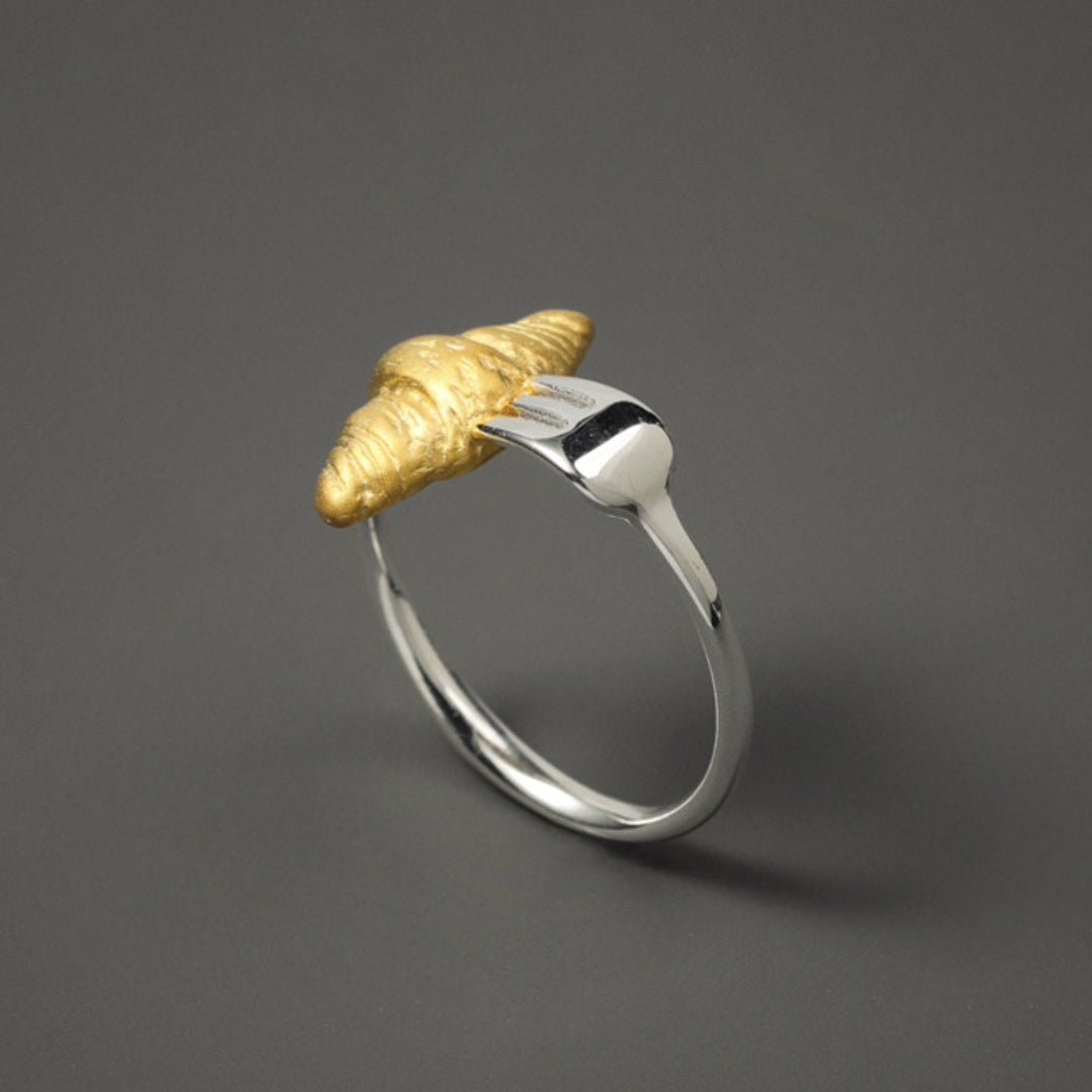 Croissant-Ring-By-Yonandole_5a