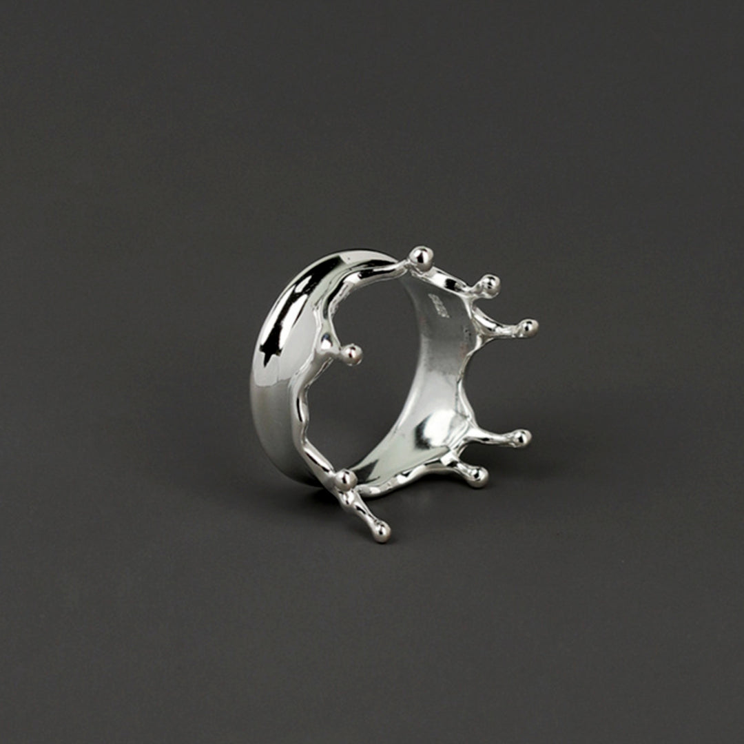 Crown-Ring-By-Yonandole_8
