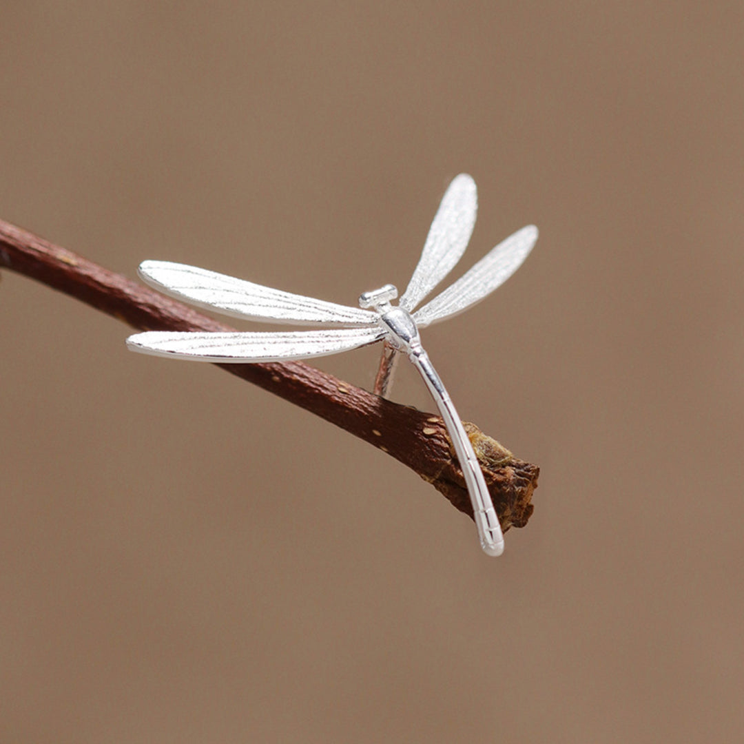 Dainty-Dragonfly-Brooch-By-Yonandole_2