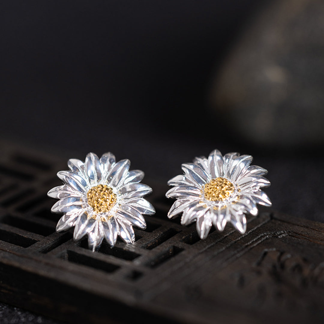 Daisy-Flower-Earrings-By-Yonandole_5