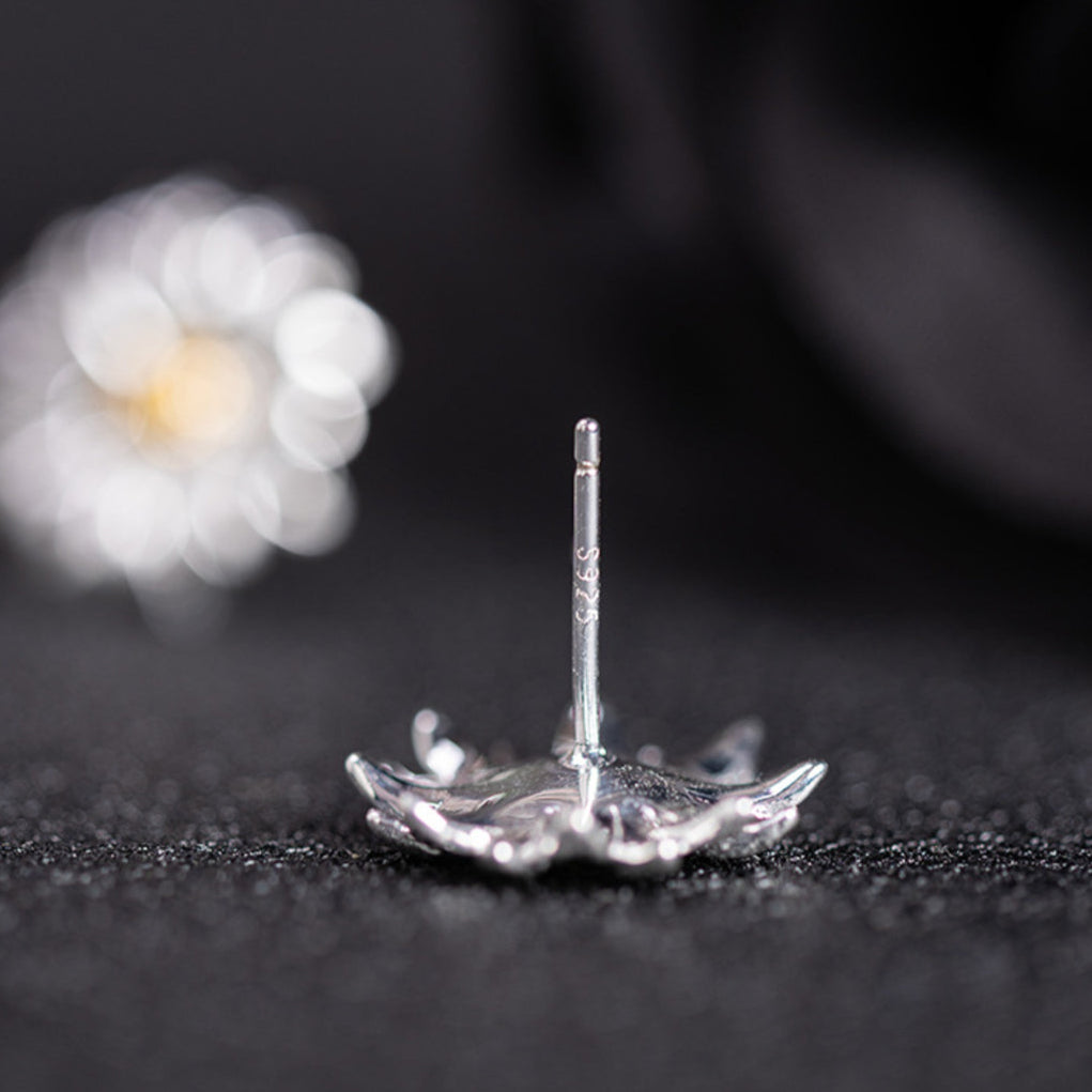 Daisy-Flower-Earrings-By-Yonandole_6
