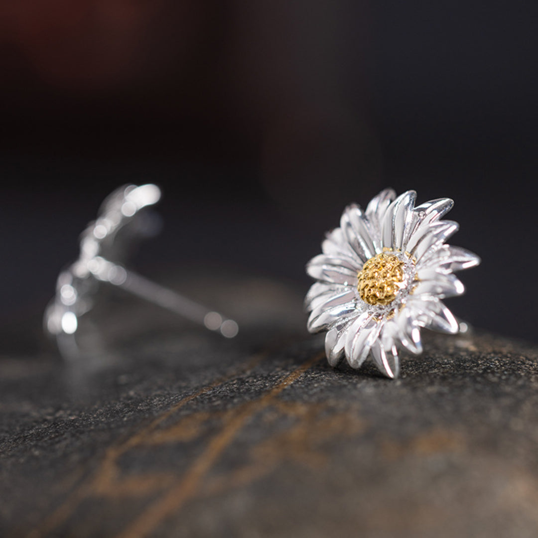 Daisy-Flower-Earrings-By-Yonandole_7