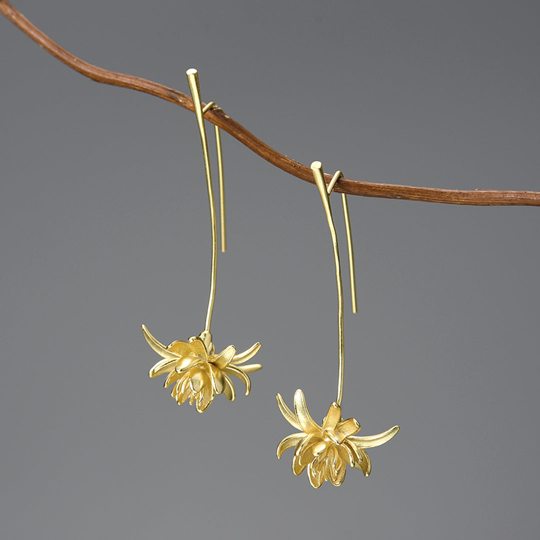 Dangle-Earrings-With-Cereus-Flower-By-Yonandole_8