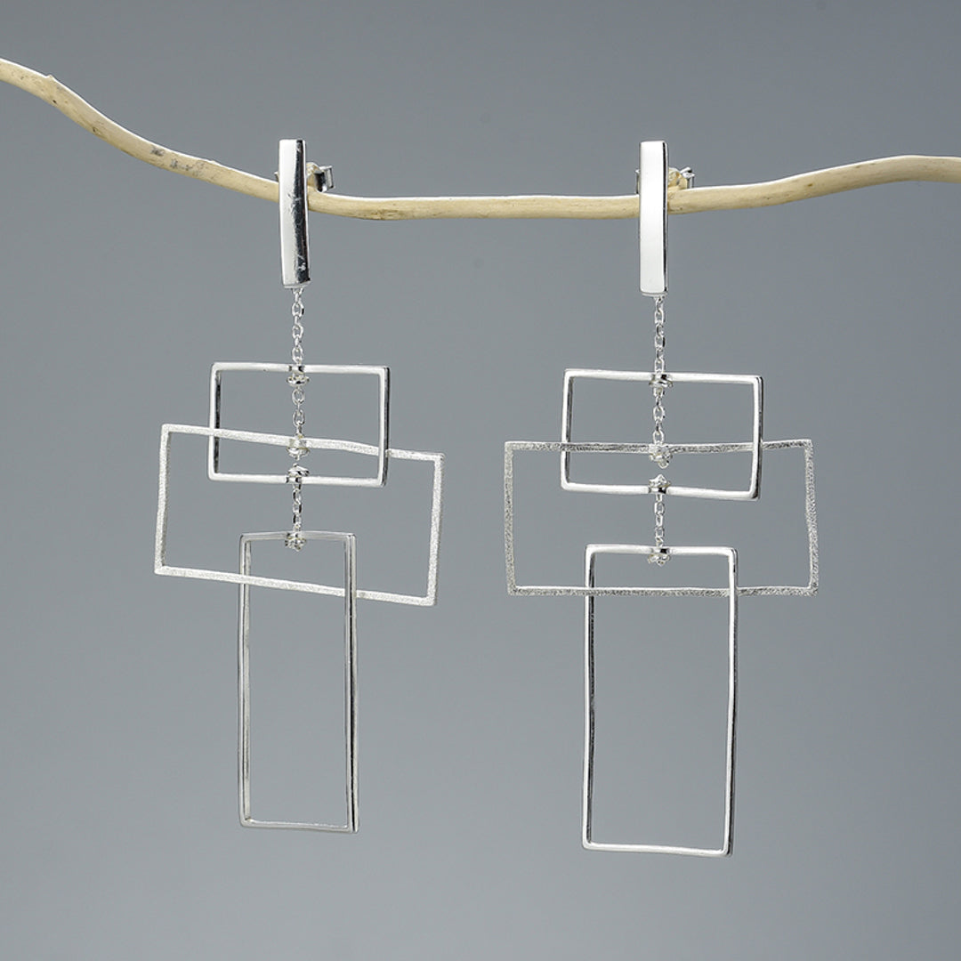 Dangle-Earrings-With-Rectangles-Yonandole_3