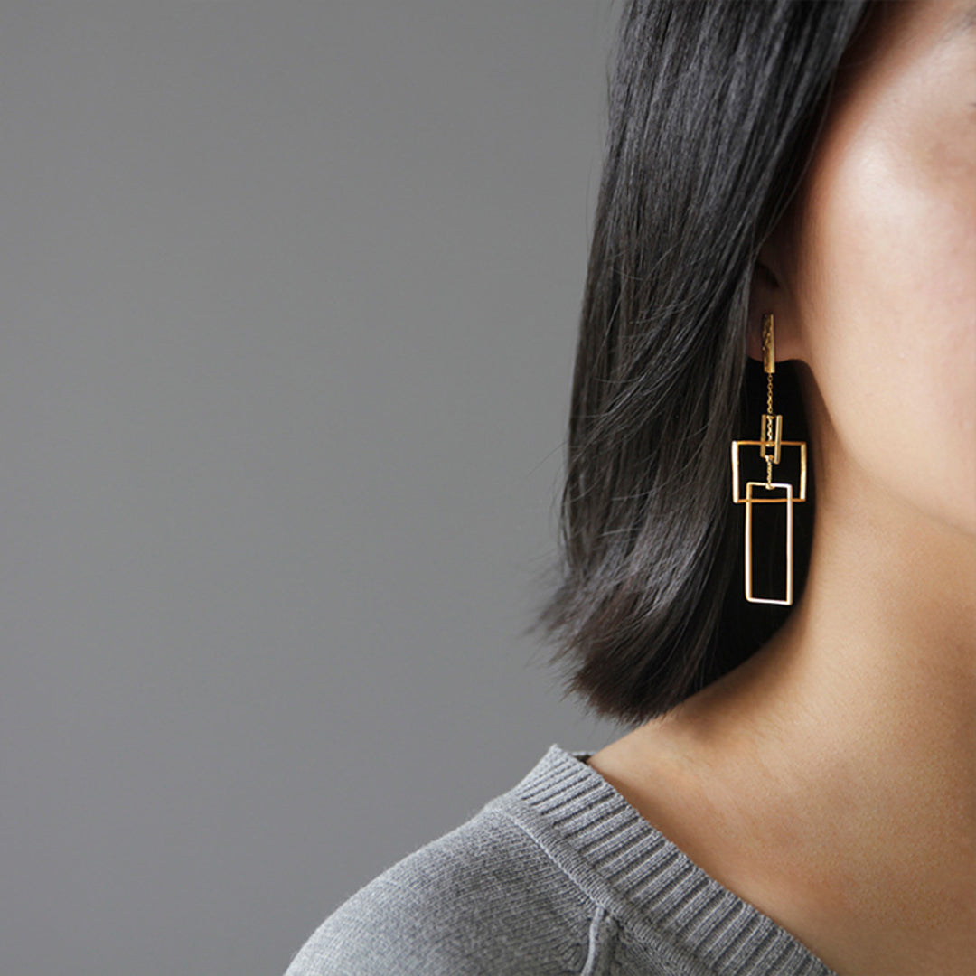 Dangle-Earrings-With-Rectangles-Yonandole_9