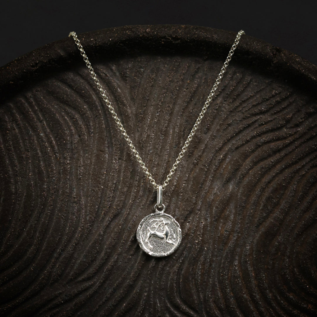 Deer-Relief-Pendant-By-Yonandole_10
