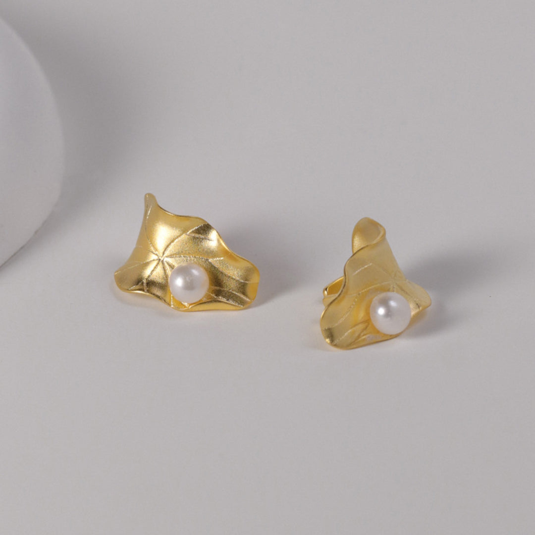 Ear-Cuff-Earrings-With-Lotus-Leaf-By-Yonandole_4