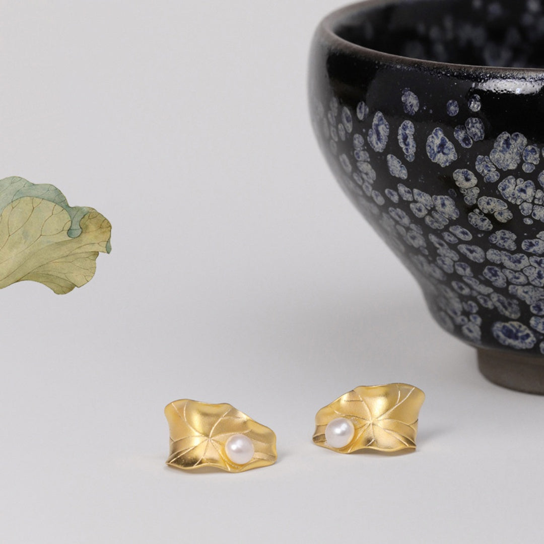 Ear-Cuff-Earrings-With-Lotus-Leaf-By-Yonandole_7