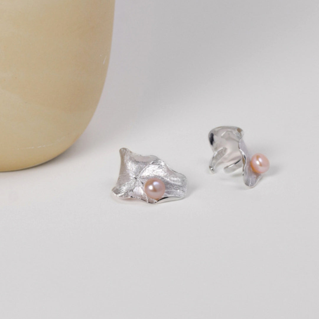 Ear-Cuff-Earrings-With-Lotus-Leaf-By-Yonandole_9