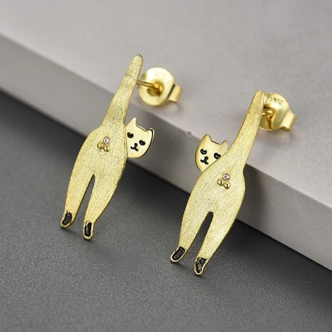 Earrings-With-A-Cheeky-Playful-Cat-By-Yonandole_6